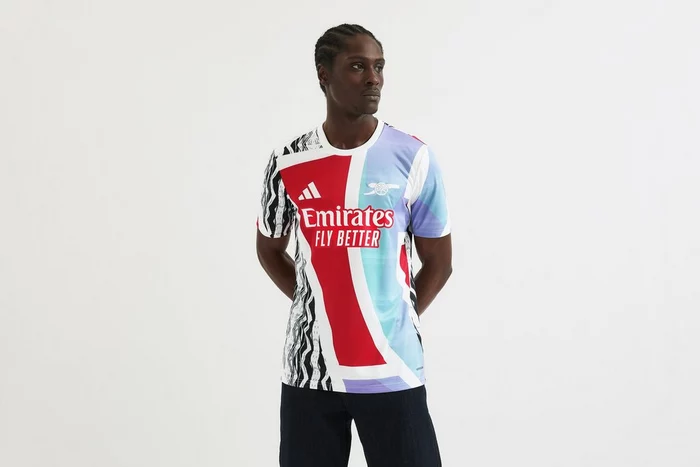 Arsenal adidas 24/25 Pre-Match Shirt